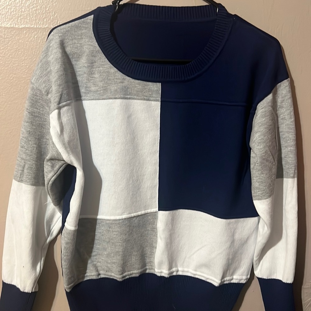 SHEIN Crewneck women’s sweater